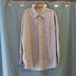 Roundtree & Yorke Light Blue Dress Shirt